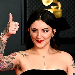 Julia Michaels