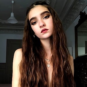 Julia Ratner