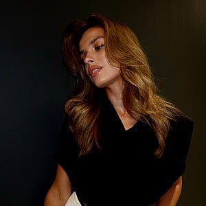 Julia Surys