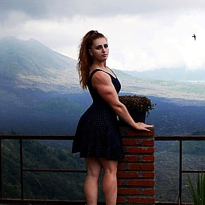 Julia Vins