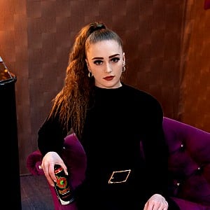 Julia Vins