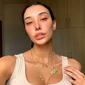 Juliana Voulez