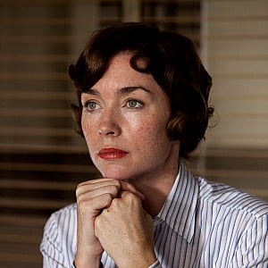 Julianne Nicholson