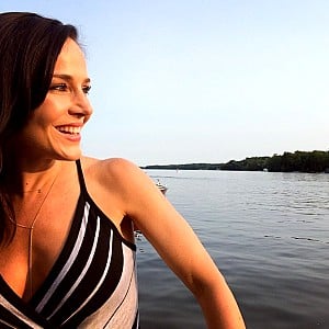 Julie Benz