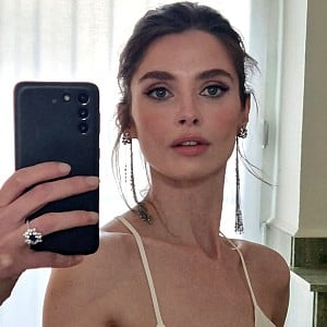 Juliet Searle