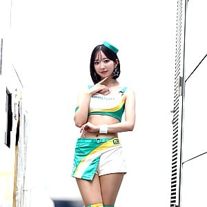 Kaede Murakami (Race Queen)