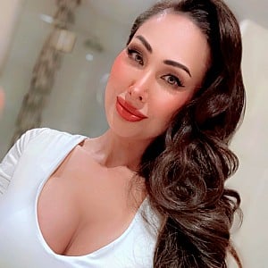 Kalani Kokonuts