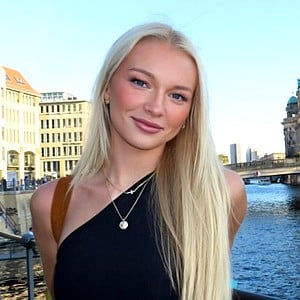 Kamilyn Mikenzie