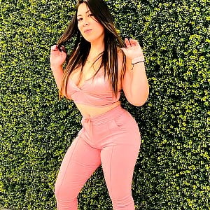 Karina Selene Velez