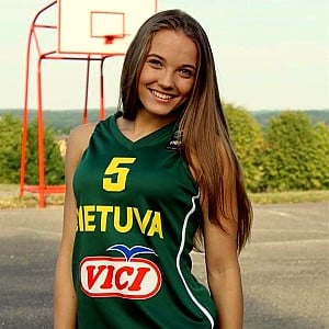 Karolina Kazociunaite
