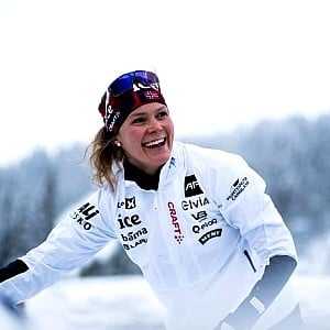 Karoline Offigstad Knotten