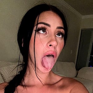Kassie Wallis