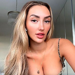 Kate Black (OnlyFans)