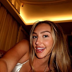 Kate Black (OnlyFans)