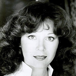 Kathryn Leigh Scott