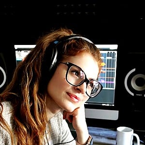 Kati Falk-Flores