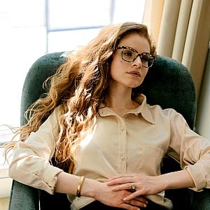 Kati Falk-Flores