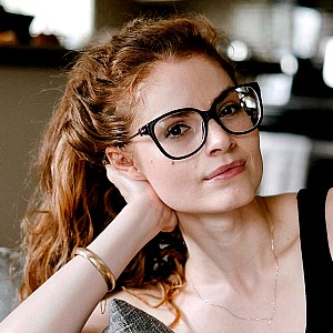 Kati Falk-Flores