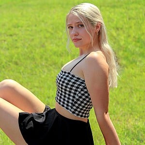 Katie R.