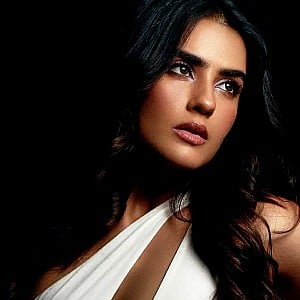 Kavya Thapar