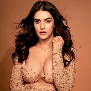 Kavya Thapar