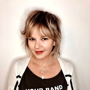 Kay Hanley