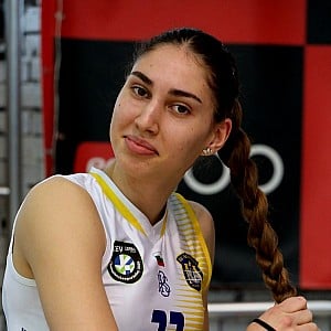 Kaya Nikolova