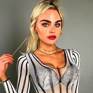 Kayla Davies