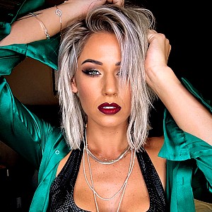 Kayla Scott