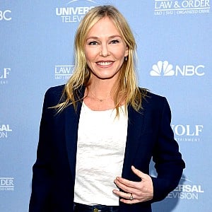 Kelli Giddish