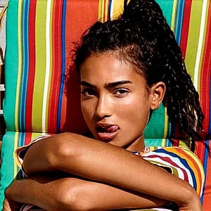 Kelly Gale