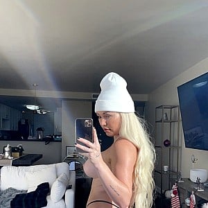 Kelly Kay (Model)