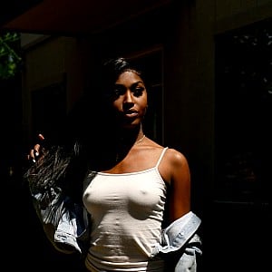 Kelsey Jones (Ebony Model)