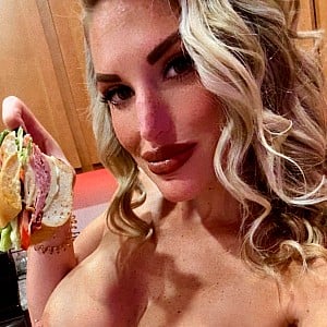 Kenziee Jay