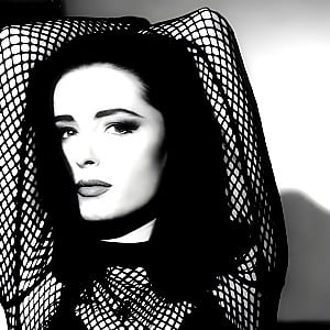 Keren Woodward