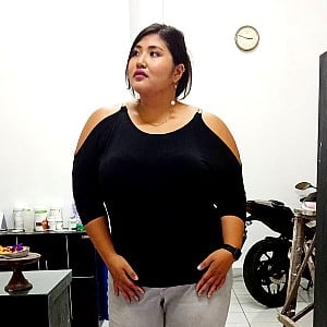 Khesia Khorinna