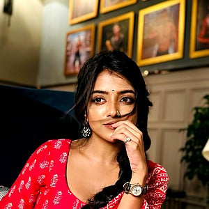 Khushi Dubey