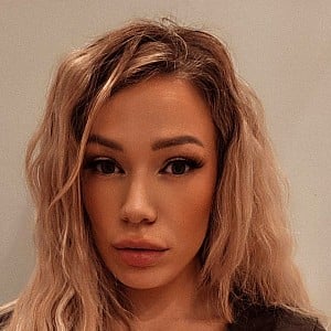 Kiana YYC