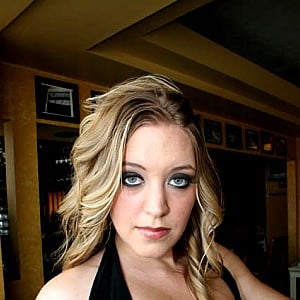 Kiara Marie (Porn Star)