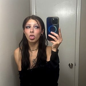Kiki Mink