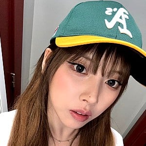 Kim Ji-woo (NMIXX)