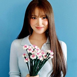 Kim Ji-woo (NMIXX)