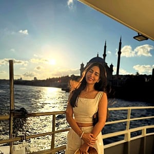 Kim Sharma