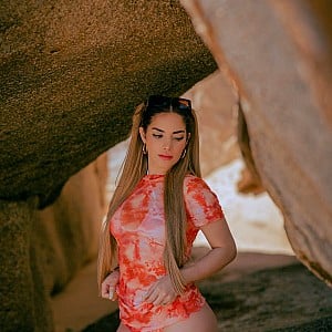 Kimberly Loaiza