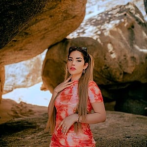 Kimberly Loaiza