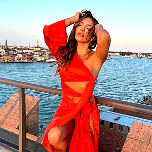 Kimberly Reyes