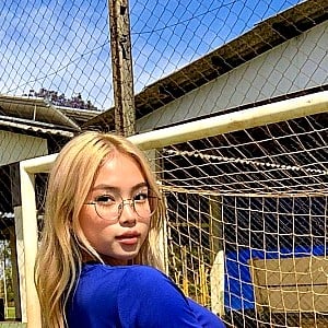 Kimi Yoon