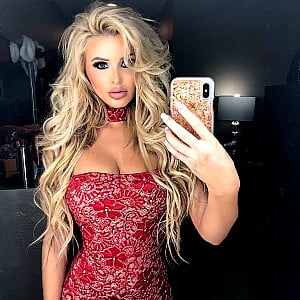Kina Tavarozi