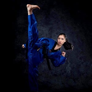 Kira Omans