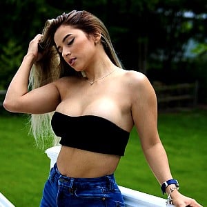 Kirsy Colmenares